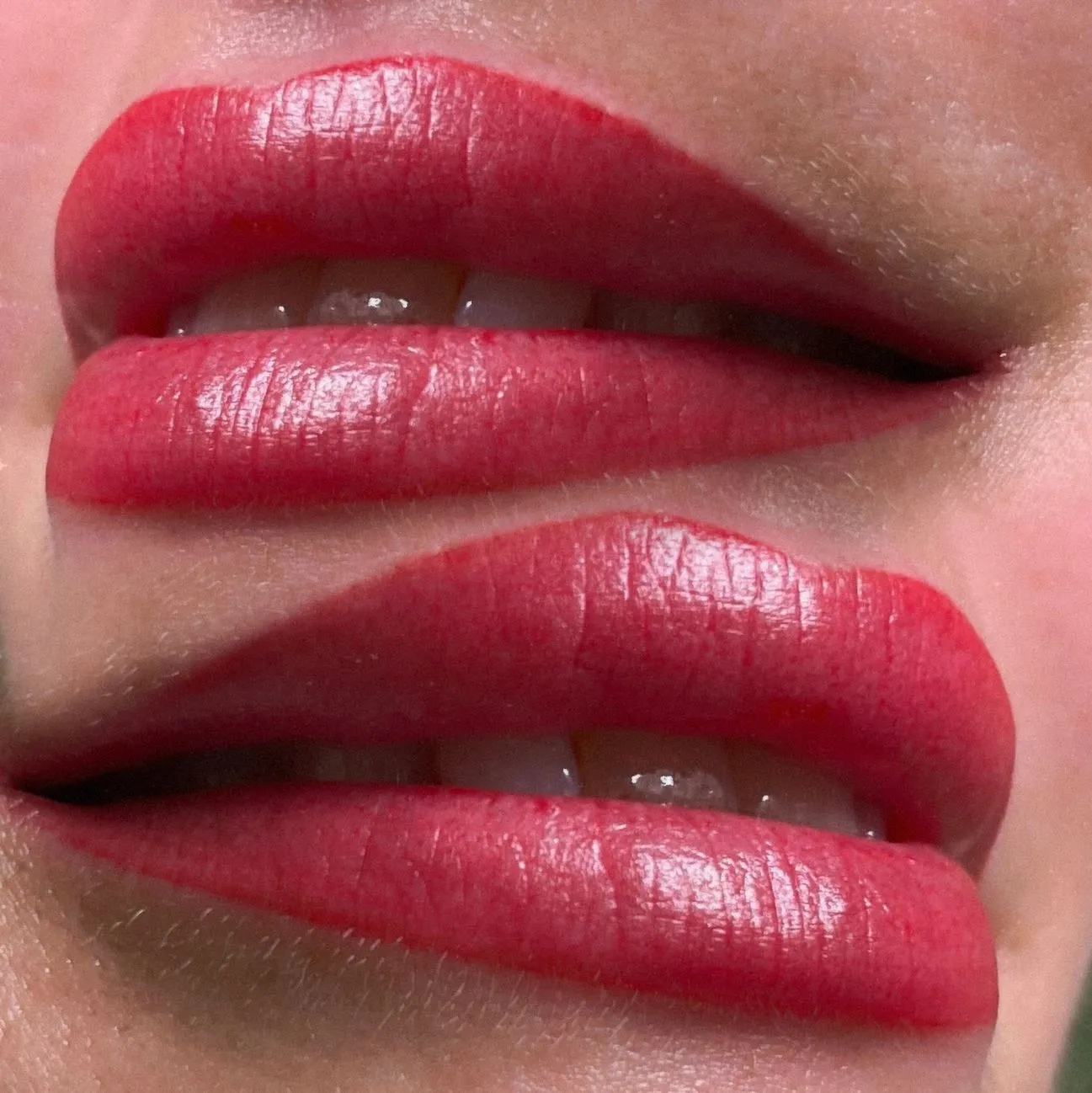 Refuge San Urbez | How Long Do Lips Stay Sore After a Tattoo? Why do lips feel sore after tattooing