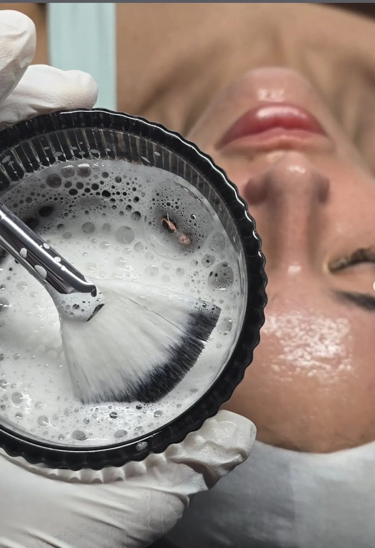 Refuge San Urbez | Does Microdermabrasion Help Fade Old “Fine-Line” Tattoos Or Cosmetic Brow Shading? dermaplaning course kit